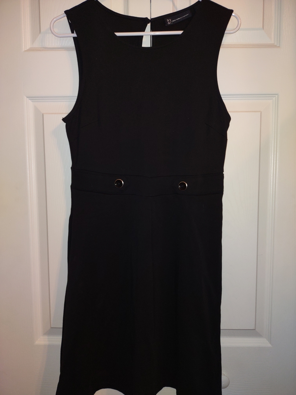 New York & Company Black Sleeveless Midi Sheath Dress
